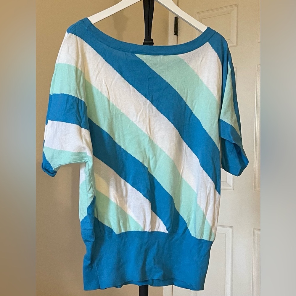 Lilly Pulitzer Blue and White Diagonal Stripe Blouse Size X Large EUC - Picture 3 of 8